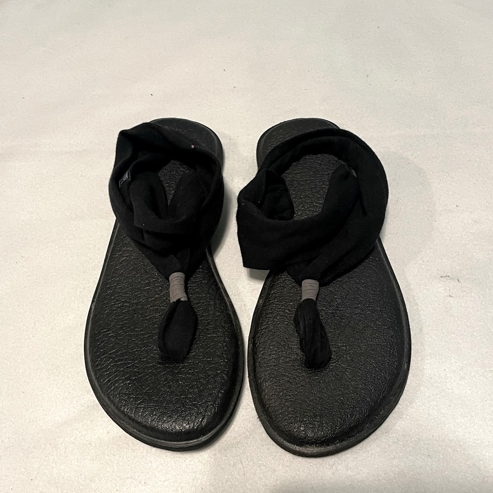 -Sanuk Sandals